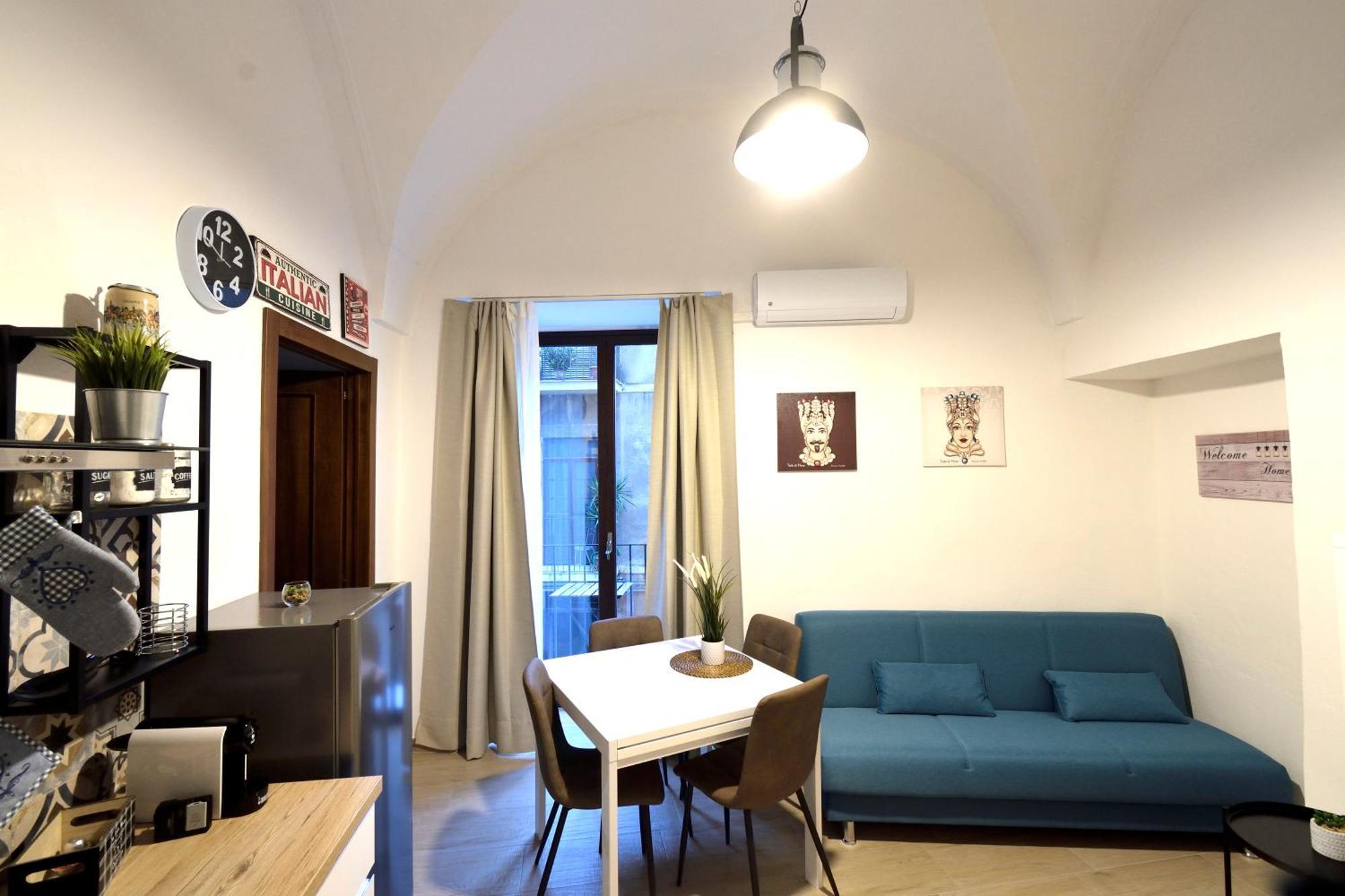 La Casa Di Carta Al Duomo Apartment คาตาเนีย ภายนอก รูปภาพ